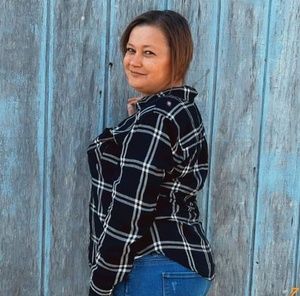 Meet your Posher, Darinda